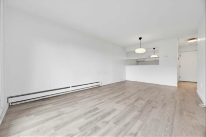 Kitchen Island Photo of 310 360 E 2nd Street, North Vancouver, BC