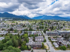 310 360 E 2nd Street, North Vancouver, BC