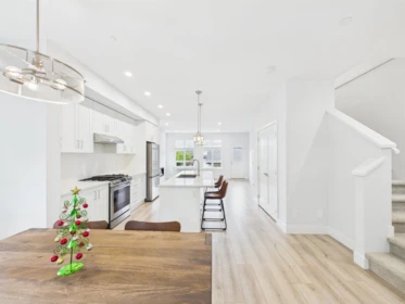 Entry Foyer Photo of 20411 76 Avenue, Langley, BC