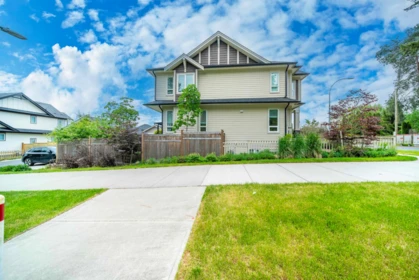 20411 76 Avenue, Langley, BC, Langley — Half Duplex for sale