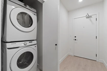 Basement Recreation Room Photo of 418 13258 105 Avenue, Surrey, BC