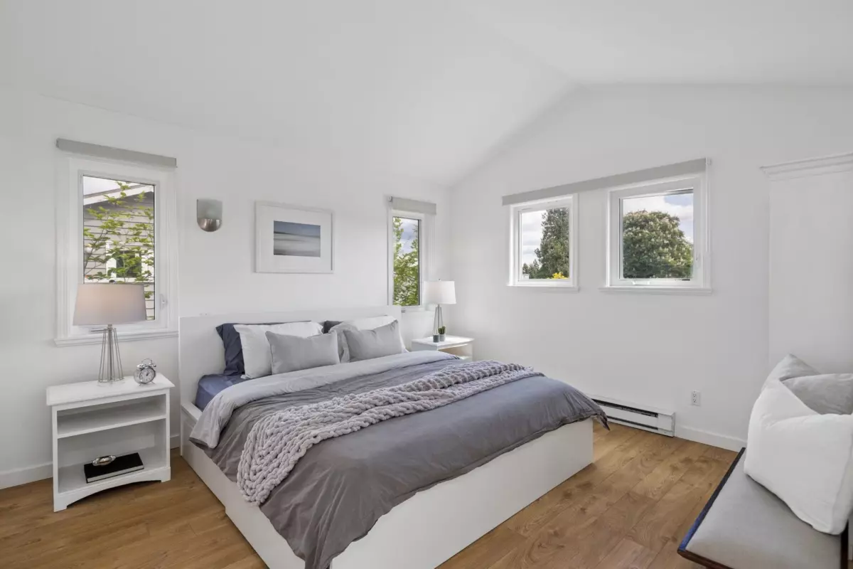 Living Room Photo of 207 1518 Bowser Avenue, North Vancouver, BC