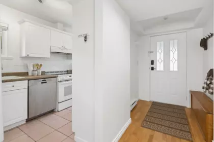 Breakfast Nook Photo of 207 1518 Bowser Avenue, North Vancouver, BC