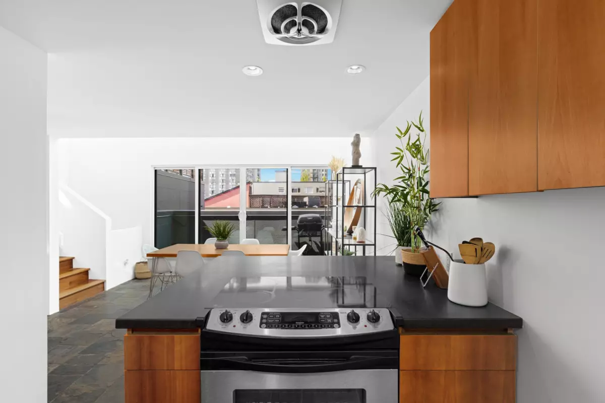 Family Room Photo of 9 1934 Barclay Street, Vancouver, BC