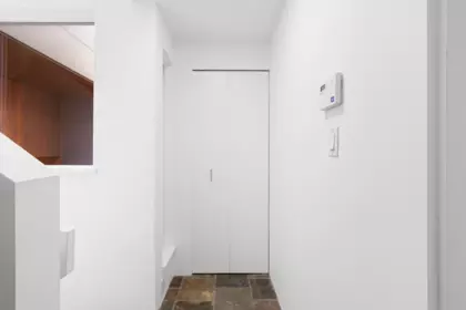 Mudroom Photo of 9 1934 Barclay Street, Vancouver, BC