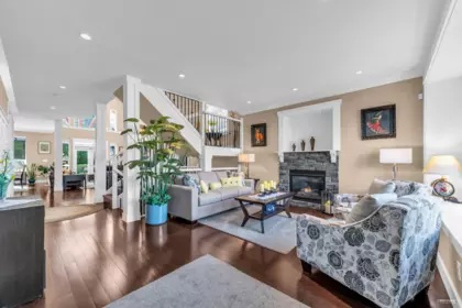 16238 25 Avenue, Surrey, BC, Surrey — Single Family Residence for sale