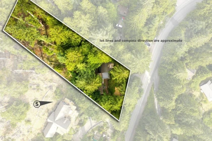 Garden / Landscaping Photo of 709 Windjammer Road, Bowen Island, BC