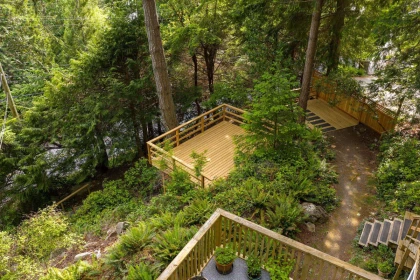 Guest Bathroom Photo of 709 Windjammer Road, Bowen Island, BC