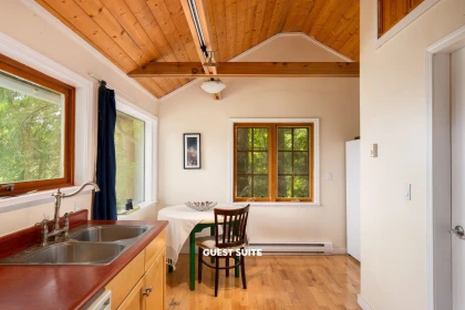 Hallway Photo of 709 Windjammer Road, Bowen Island, BC