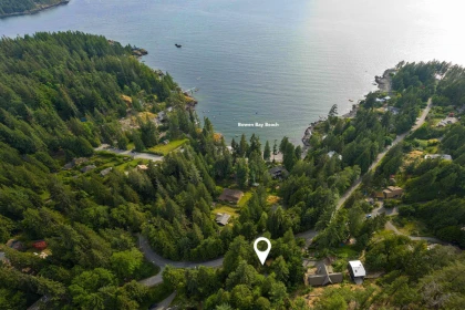 Hot Tub / Spa Photo of 709 Windjammer Road, Bowen Island, BC
