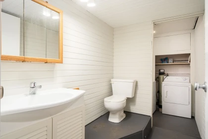 Primary Bedroom Photo of 709 Windjammer Road, Bowen Island, BC
