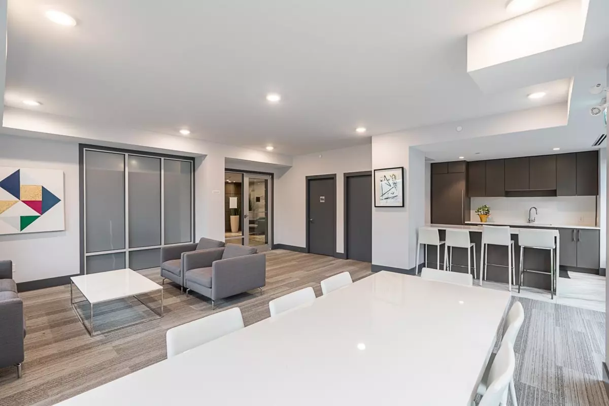 Dining Area Photo of 108 489 W 26th Avenue, Vancouver, BC