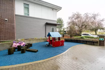 Outdoor Patio Photo of 108 489 W 26th Avenue, Vancouver, BC