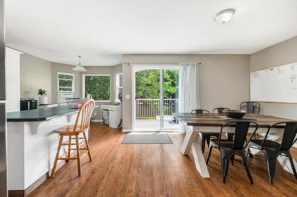 Kitchen Photo of 35026 Exbury Avenue, Abbotsford, BC