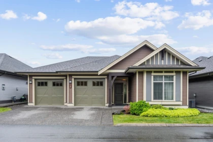 Front Yard Photo of 115 45900 South Sumas Road, Chilliwack, BC