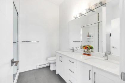 Powder Room Photo of 508 22577 Royal Crescent, Maple Ridge, BC