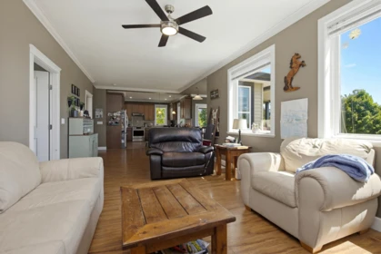 Breakfast Nook Photo of 30420 Dewdney Trunk Road, Mission, BC