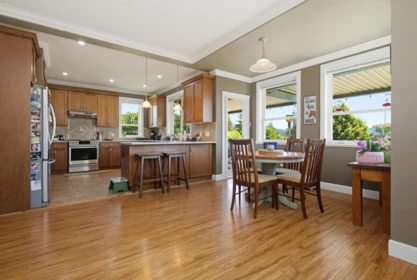 Kitchen Island Photo of 30420 Dewdney Trunk Road, Mission, BC