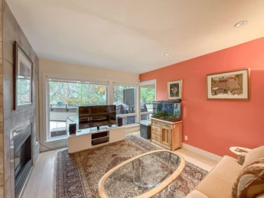 Kitchen Photo of 3701 Nico Wynd Drive, Surrey, BC