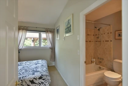 Powder Room Photo of 4906 Sinclair Bay Road, Garden Bay, BC