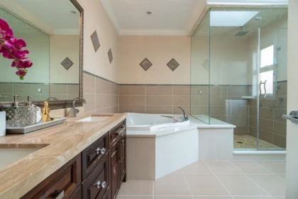 Kitchen Photo of 9820 Gilhurst Crescent, Richmond, BC