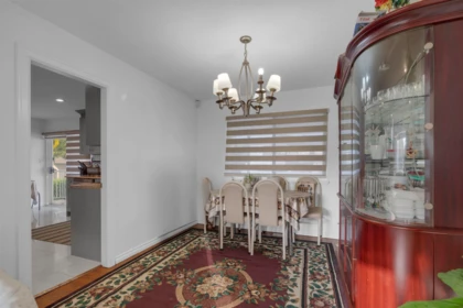 Kitchen Island Photo of 9298 Cinnamon Drive, Surrey, BC