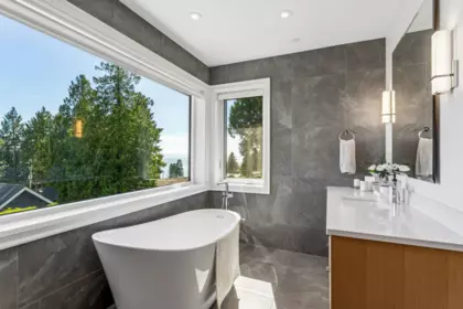 Entry Foyer Photo of 2668 Haywood Avenue, West Vancouver, BC