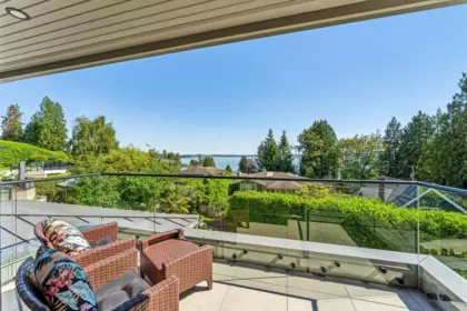 Laundry Room Photo of 2668 Haywood Avenue, West Vancouver, BC