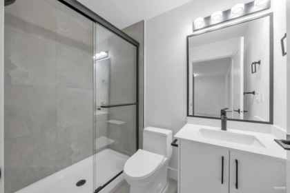 Hallway Photo of 2715 Cheyenne Avenue, Vancouver, BC