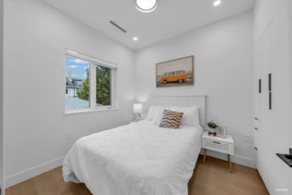 Powder Room Photo of 2715 Cheyenne Avenue, Vancouver, BC