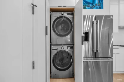 Walk-In Closet Photo of 2715 Cheyenne Avenue, Vancouver, BC