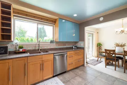 Kitchen Photo of 26838 32 Avenue, Langley, BC