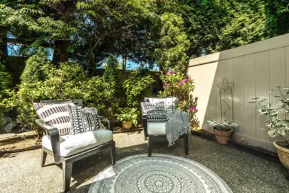 Outdoor Deck Photo of 10 15273 24 Avenue, Surrey, BC