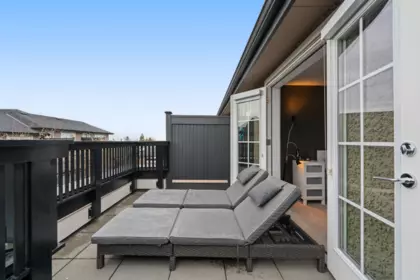 Garden / Landscaping Photo of 8121 Shaughnessy Street, Vancouver, BC