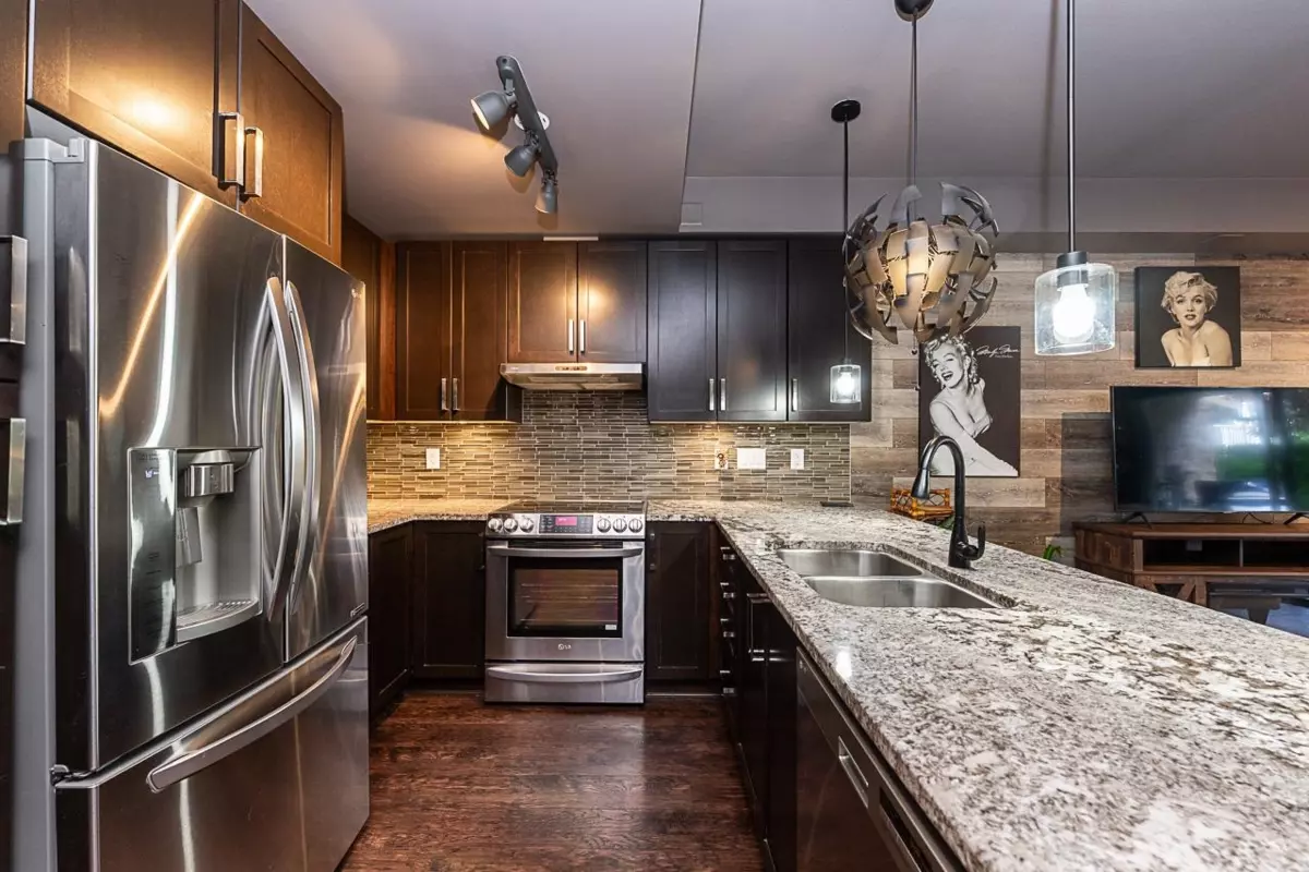 Dining Area Photo of 106 6480 194 Street, Surrey, BC