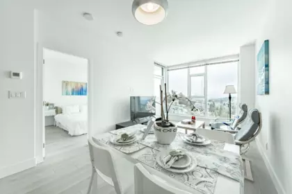 1806 7388 Kingsway, Burnaby, BC, Burnaby — Apartment/Condo for sale
