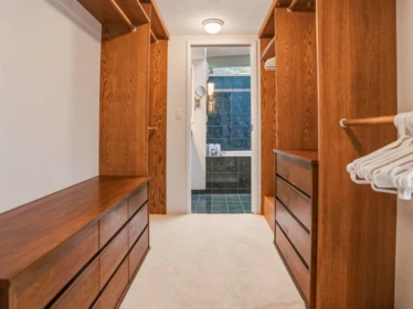 Powder Room Photo of 680 St. Andrews Road, West Vancouver, BC