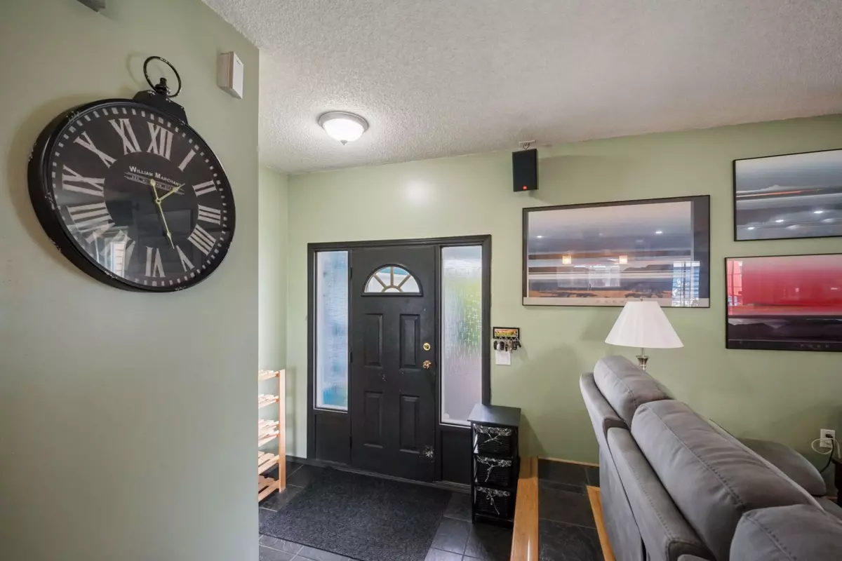 Dining Area Photo of 12737 Drummond Place, Surrey, BC
