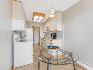 305 8760 No. 1 Road, Richmond, BC, Richmond — Apartment/Condo for sale