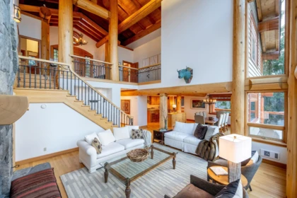 3826 Sunridge Drive, Whistler, BC, Whistler — Single Family Residence for sale