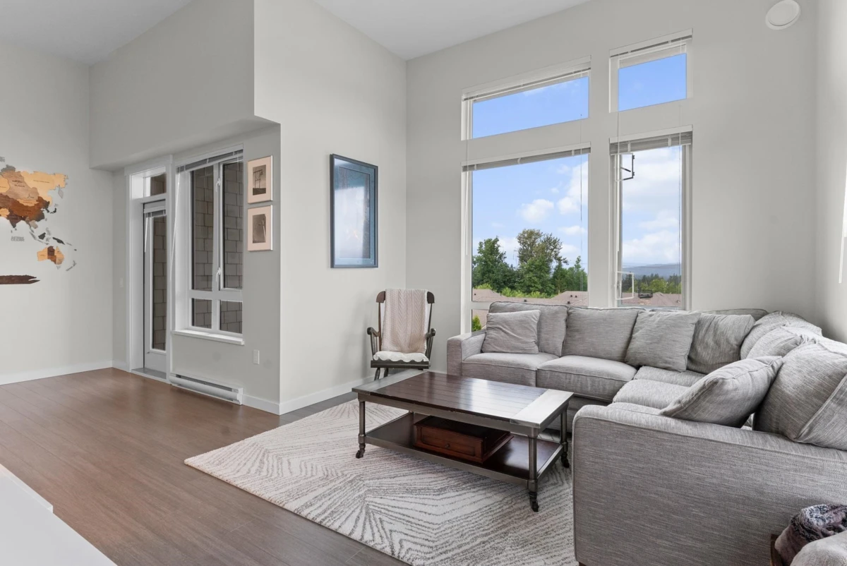 Living Room Photo of 424 31158 Westridge Place, Abbotsford, BC