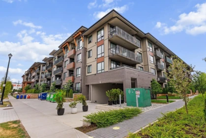 Laundry Room Photo of 424 31158 Westridge Place, Abbotsford, BC