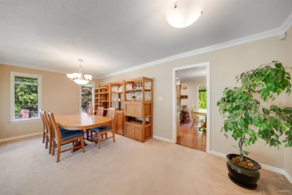 Breakfast Nook Photo of 7720 Waterton Drive, Richmond, BC
