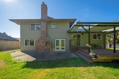 Garden / Landscaping Photo of 7720 Waterton Drive, Richmond, BC
