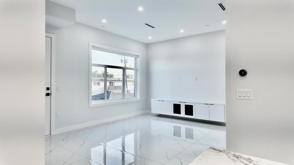 Dining Area Photo of 1328 E 64th Avenue, Vancouver, BC