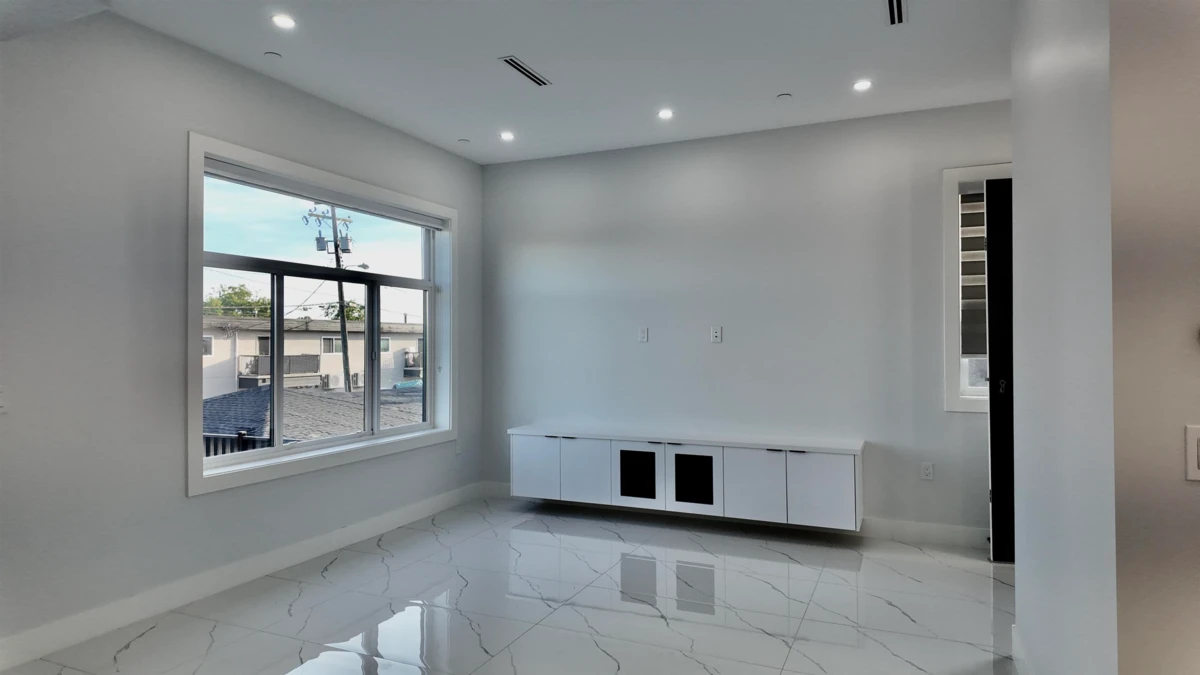 Living Room Photo of 1328 E 64th Avenue, Vancouver, BC