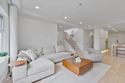 817 W 60th Avenue, Vancouver, BC, Vancouver — Single Family Residence for sale