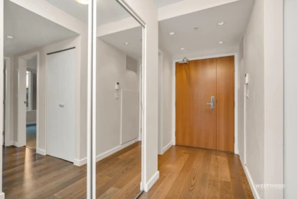 Entry Foyer Photo of 501 8 Smithe Mews, Vancouver, BC