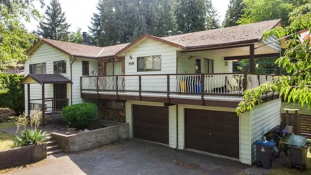 Backyard Photo of 9385 125 Street, Surrey, BC