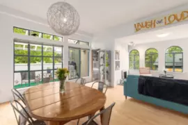 301 700 E Pender Street, Vancouver, BC